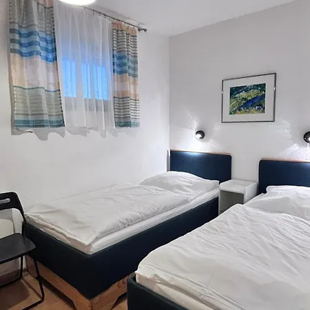 Haus Poseidon, Pos07